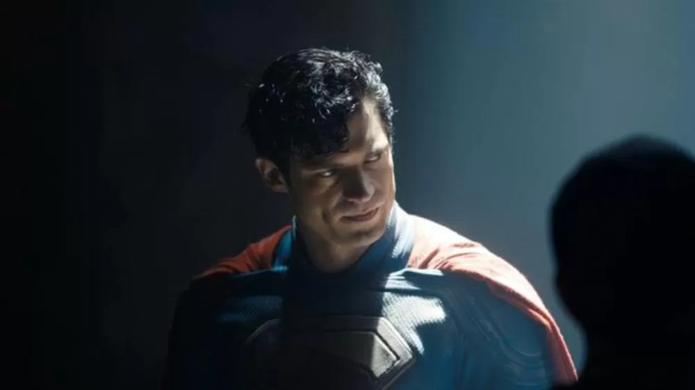 No Dia do Superman, vídeo de bastidores revela visual completo de Metamorfo; assista.