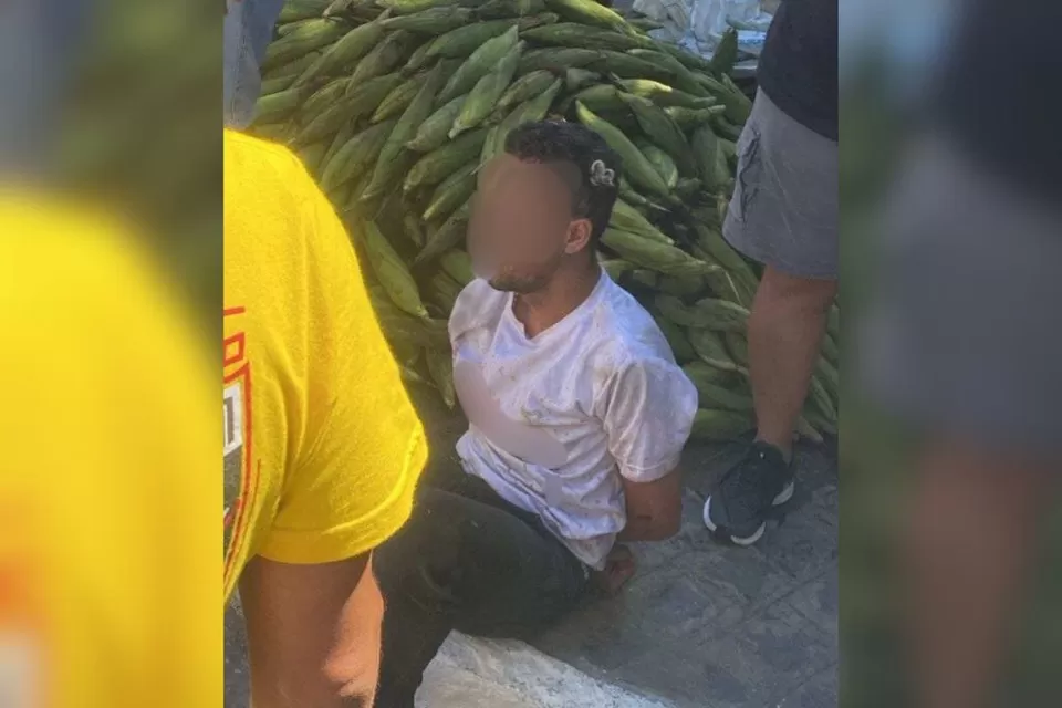 Feirante é amarrado após dar facada em colega em Olinda.