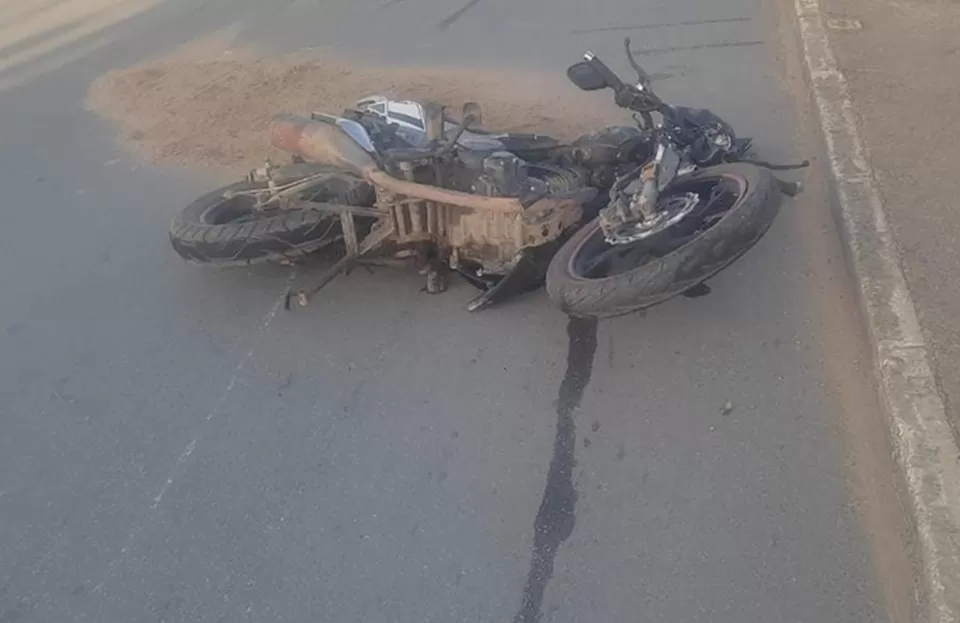 Motociclista sem habilitação morre após colidir com minivan em Gravatá, no Agreste.