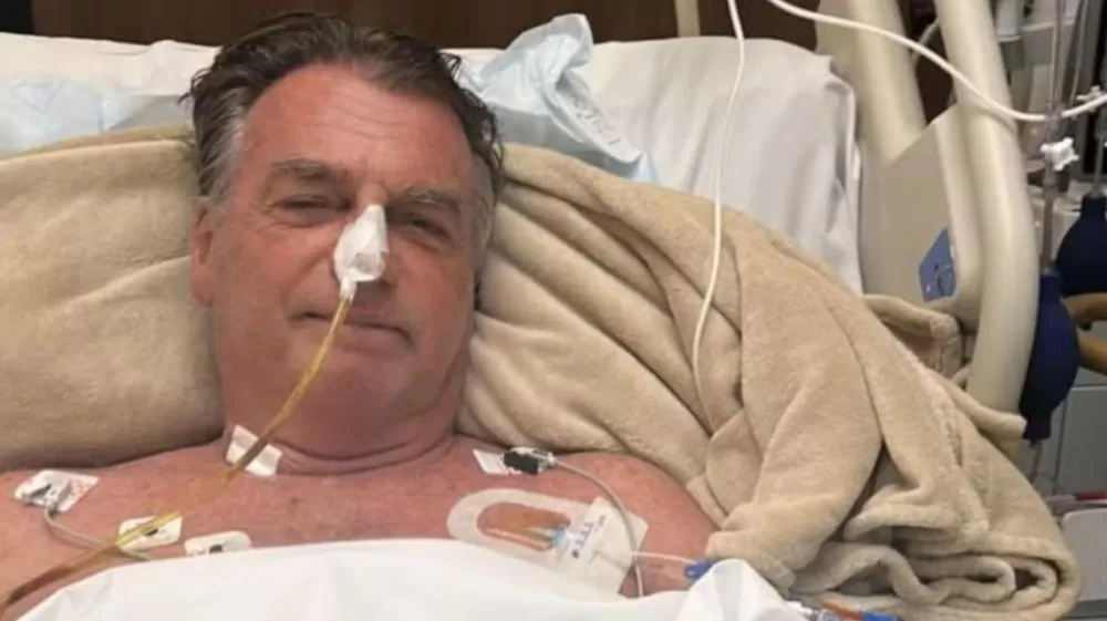 Bolsonaro declara que população não quer outro nome da direita como candidato que não seja ele.