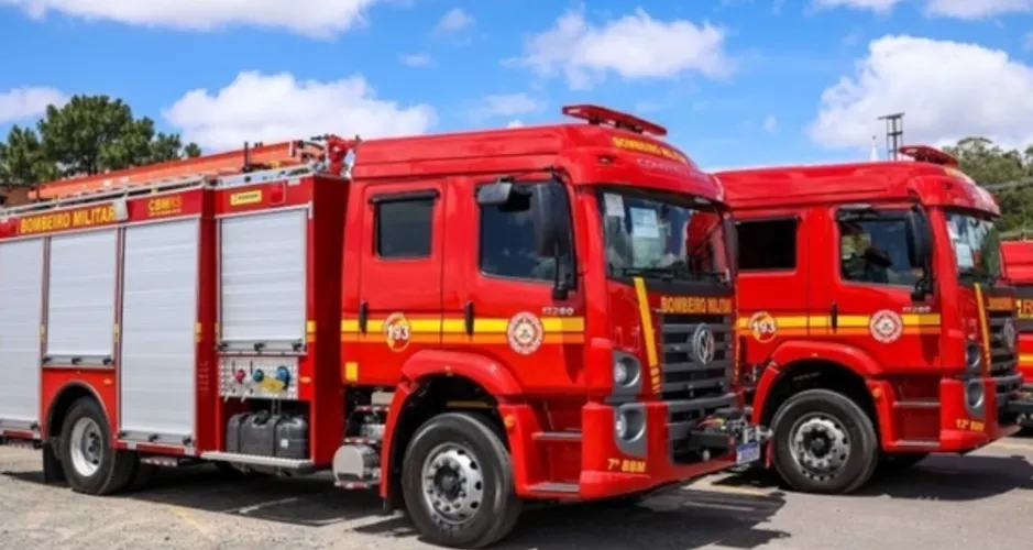 Criança morre atropelada por trator desgovernado enquanto brincava.