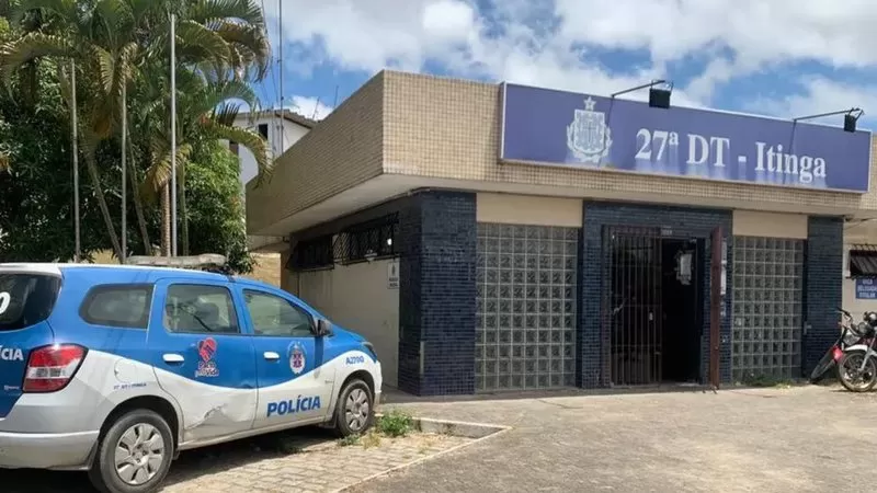 Homem é morto a facadas após se desentender com vizinho em Lauro de Freitas.