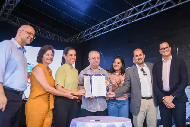 Gravatá firma parceria com EGAPE para capacitar servidores e melhorar serviços públicos.