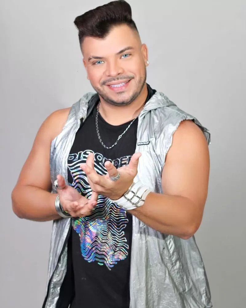 Após quadro de monkeypox, morre o cantor Gutto Xibatada aos 39 anos.