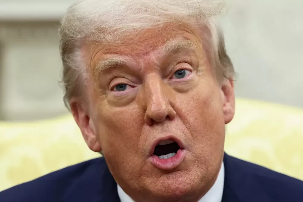 Trump diz que Putin pode estar ‘enrolando’ e ameaça sanções contra Rússia.