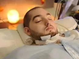 Conheça o príncipe saudita que está em coma há 20 anos.