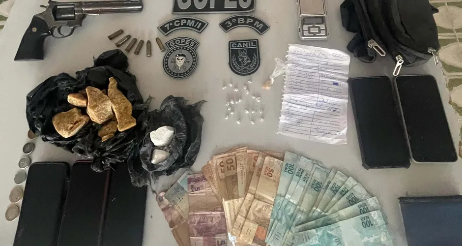 PM apreende mais de 35 armas e 26 quilos de droga em uma semana em AL.