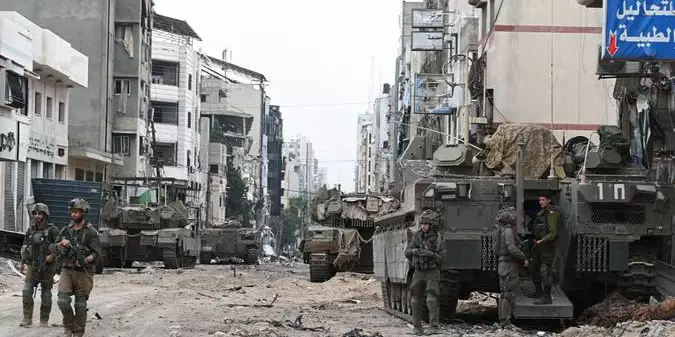 Anistia Internacional denuncia um 'genocídio ao vivo' em Gaza.