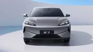 BYD apresenta “Corolla” elétrico perfeito para motoristas de aplicativo.