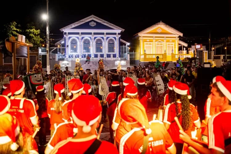 Atrações da Vila Natalina da Assistência Social e Juventude de Gravatá encantam toda família no domingo (15) 