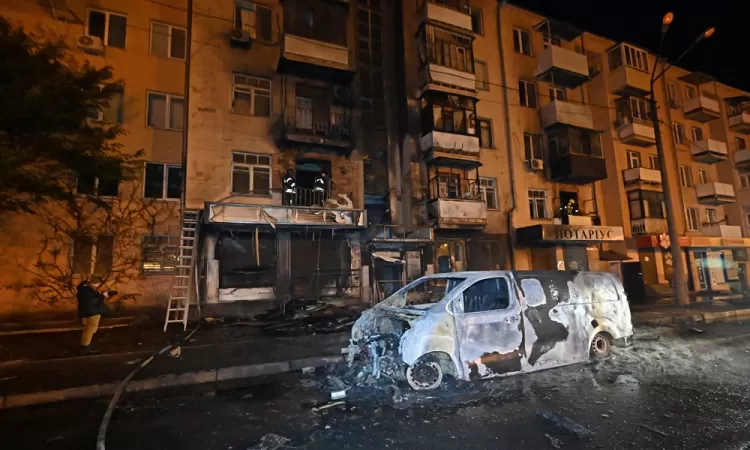 Ucrânia: ataque de drone russo fere 47 pessoas em Kharkiv, segunda maior cidade do país.