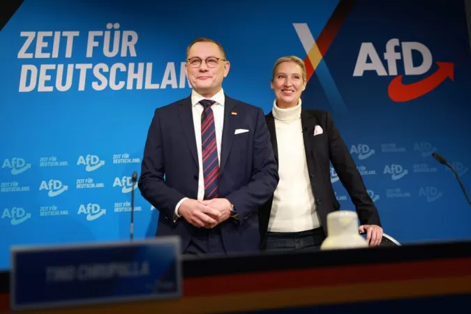 Alemanha classifica AfD como partido extremista; Musk, Vance e Rubio criticam a decisão: ‘Novo Muro de Berlim’.