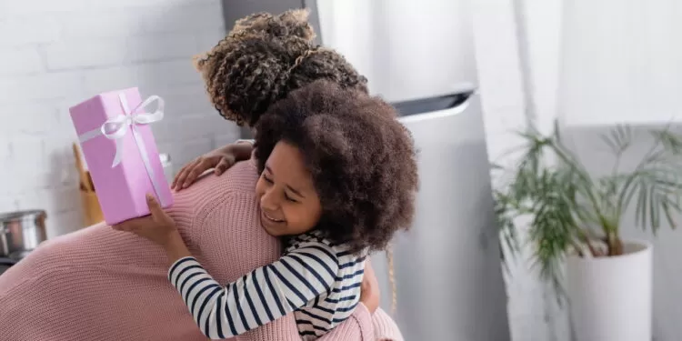 Dias das mães chegando; veja essas ideias tecnológicas que vão encantar a sua.