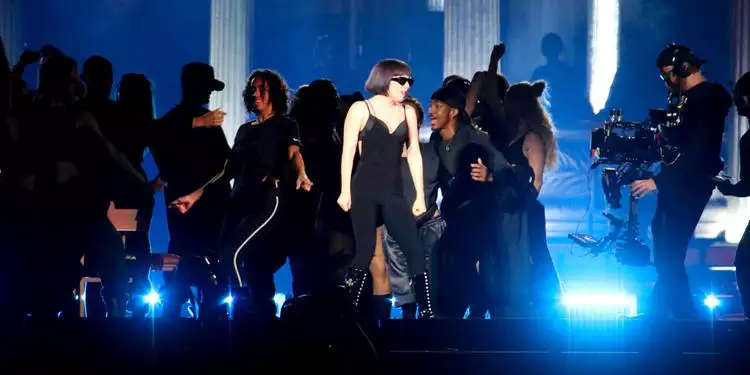 Homem é preso após ameaça de bomba durante show da Lady Gaga no Rio; entenda.