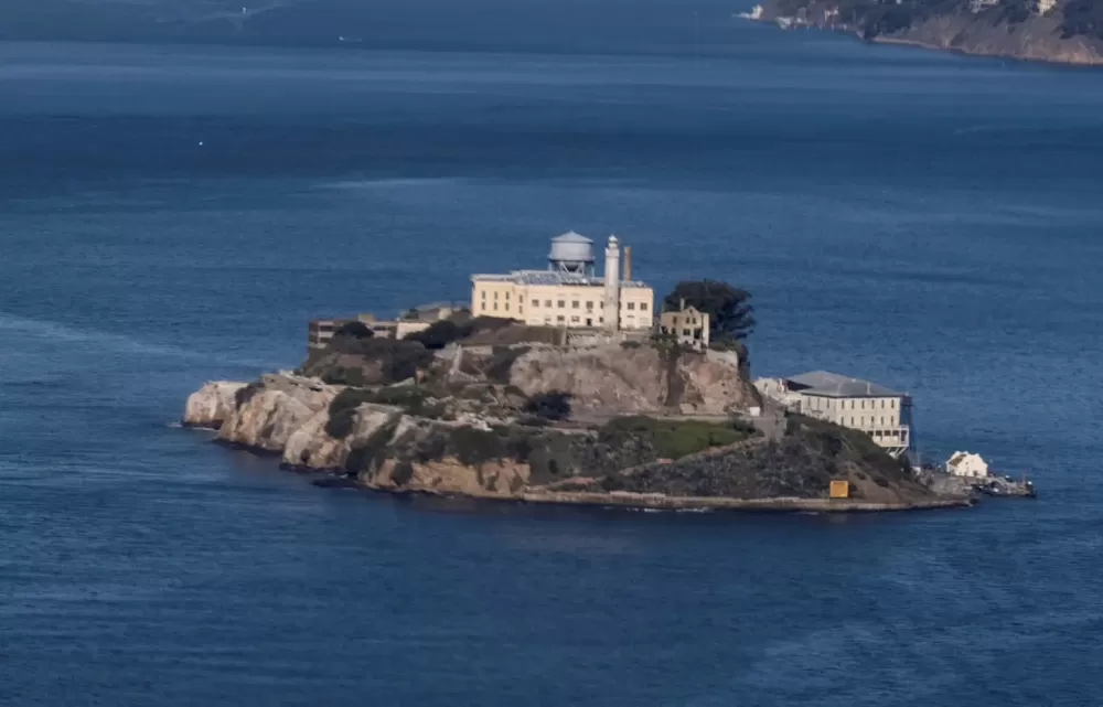 Trump diz que reabrirá prisão de Alcatraz, fechada em 1963.