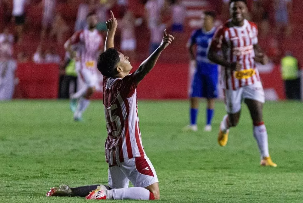 Arnaldo, Kayon e Thalissinho: Náutico foca em “revitalizar” atletas em 2025.