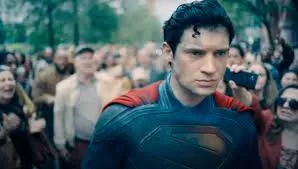 ‘Superman’ entra em ação para salvar a Terra em novo trailer; assista.