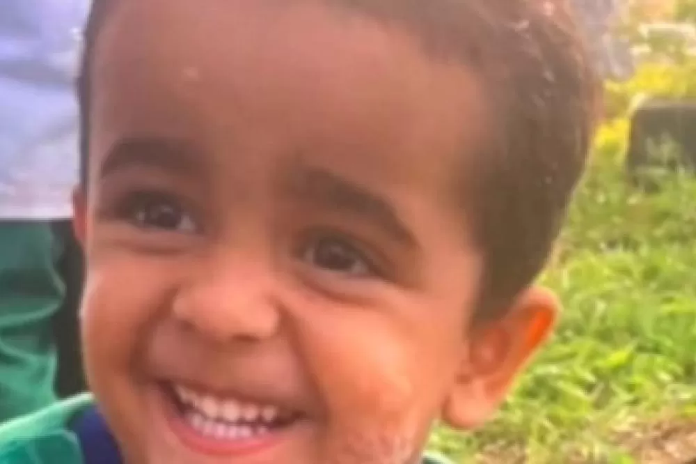 Menino de 5 anos morre após ser atropelado por ônibus escolar.