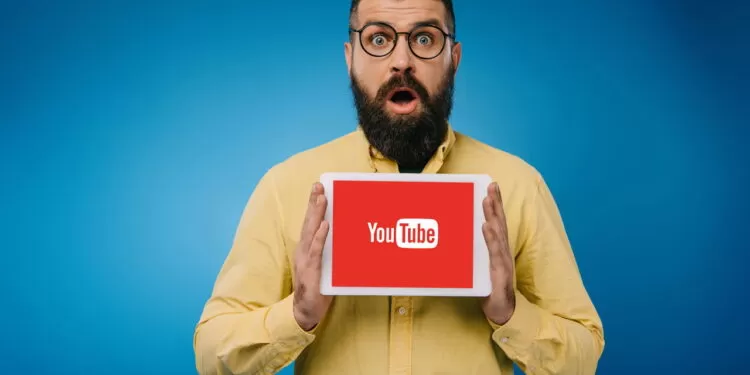YouTube lança alternativa mais barata para assistir sem interrupções.