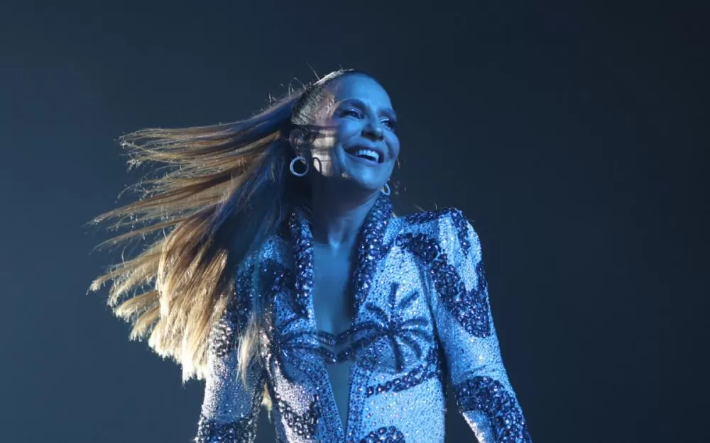 Ivete Sangalo completa 53 anos e ganha homenagens.