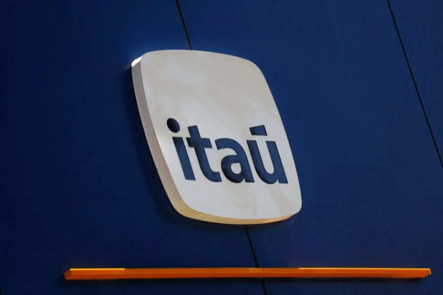 Economistas do Itaú sugerem taxação de bets e criptomoedas para compensar recuo no IOF.