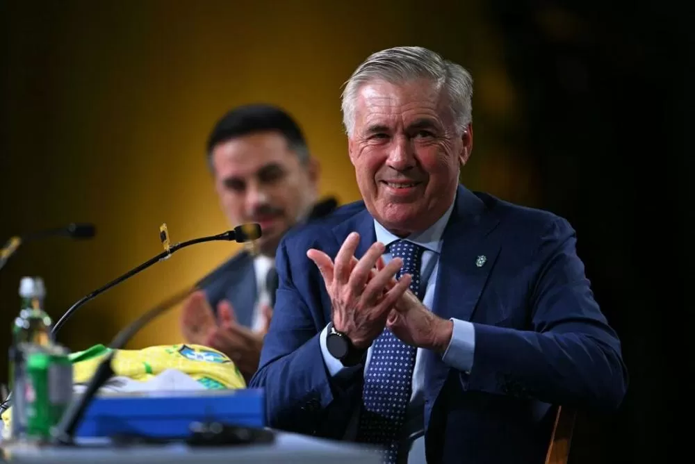Ancelotti diz que Brasil jogará como Real Madrid e se declara à seleção: “Melhor time do mundo”.