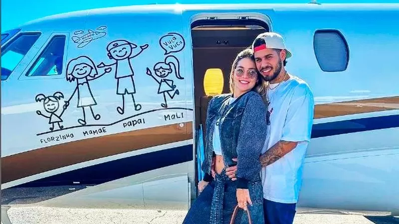 Após boatos, equipe de Virgínia e Zé Felipe esclarece polêmica do avião.