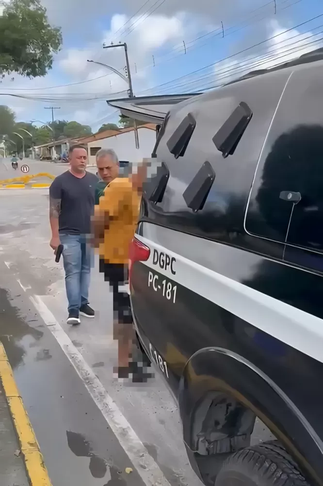 Falso pastor é preso por estupro após forçar relações sexuais com fiel de igreja em motel.