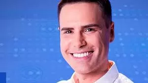 Luiz Bacci expõe detalhes sobre demissão da Record e surpreende.