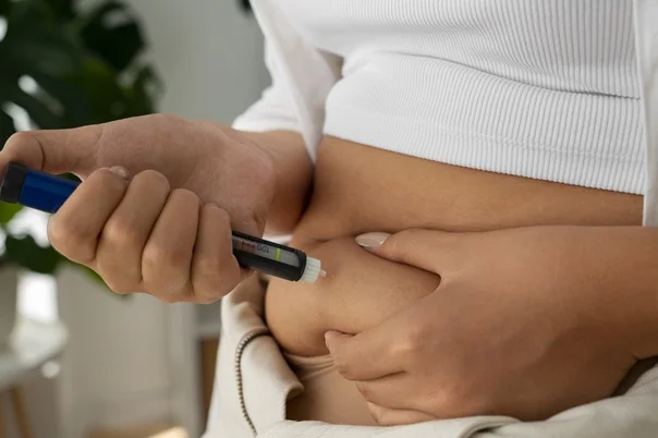 Brasil terá primeiras canetas emagrecedoras nacionais ainda em 2025; veja quais.