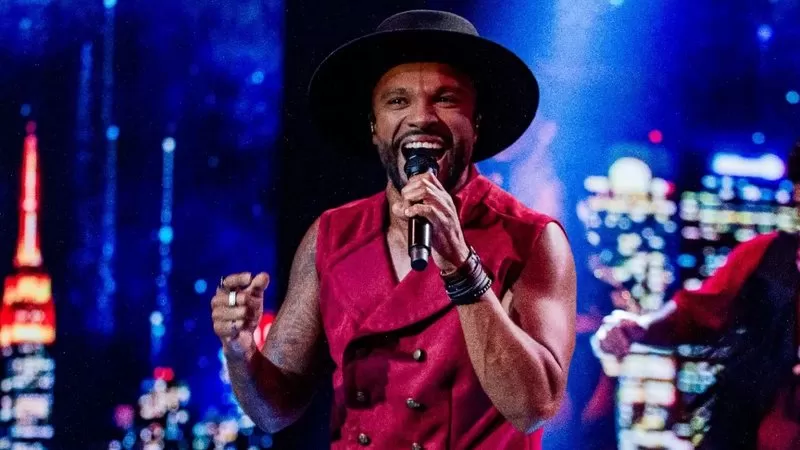 Armazém Convention recebe Alexandre Pires e convidados no “Pagonejo Bão”.