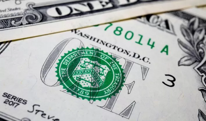 Rendimentos dos títulos do Tesouro EUA sobem com conflito Israel-Irã colocando mercados em alerta.