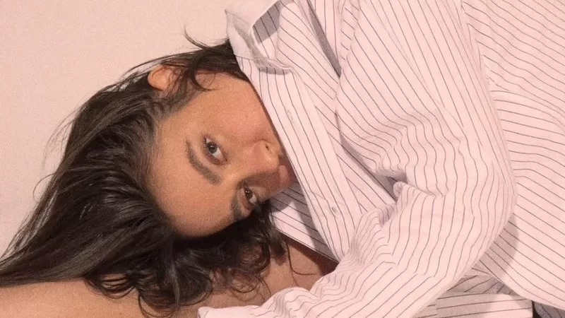 Atriz da Globo revela que o pai tinha medo de rejeição por ser gay: “Não mudou nada”