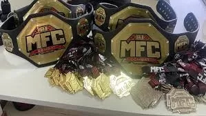MFC 81 anuncia card completo com três disputas de cinturão em Brasília.