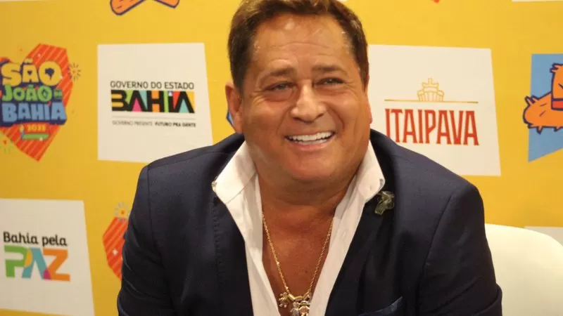 No São João da Bahia, Leonardo reflete sobre sucesso ao longo dos anos; assista.