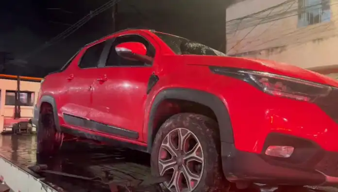 Perseguição começa em Gravatá e termina com prisão de foragido por homicídio na BR-232.