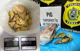 Mulher é flagrada tentando entrar no Presídio de Igarassu com crack dentro de uma peça de carne.