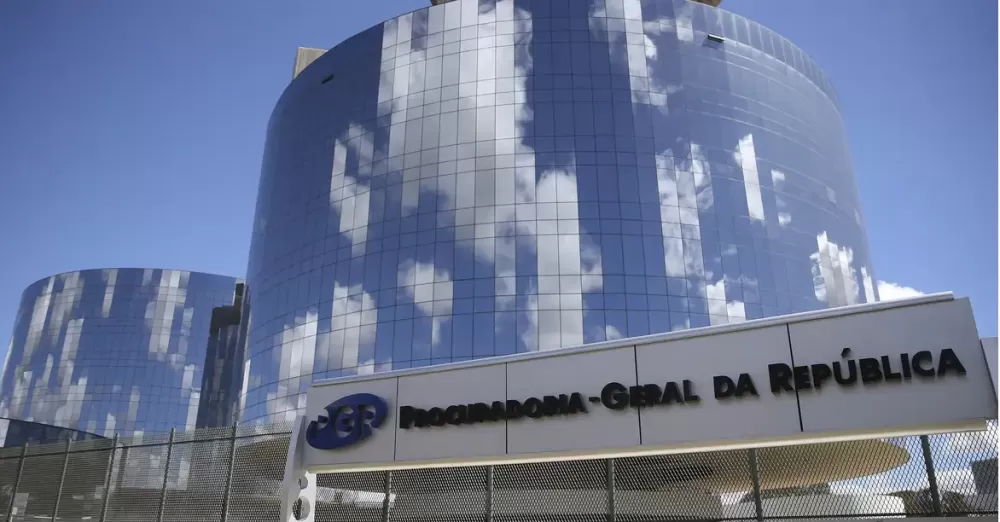 Churrascada: desembargador usou o próprio filho para lavar propina, diz PGR.