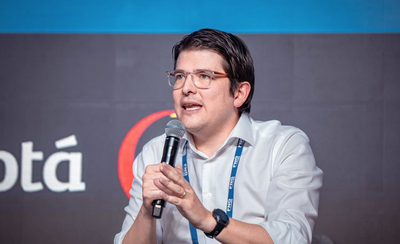 Atentado contra senador Miguel Uribe foi pago, diz polícia da Colômbia.