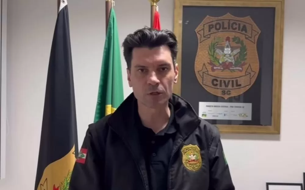 Piloto e dono de empresa do balão que caiu em Santa Catarina podem ser presos, diz polícia.