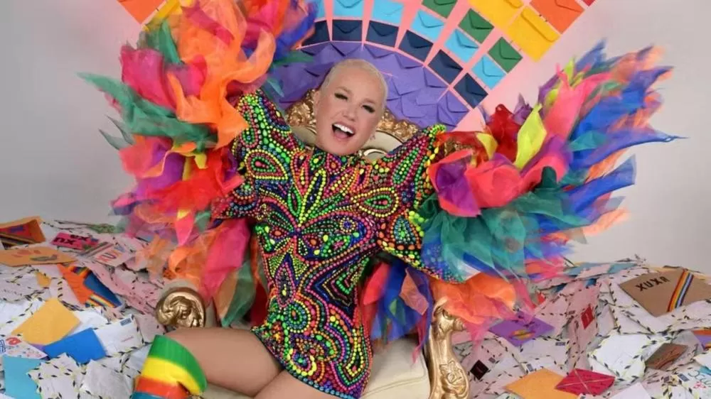 Xuxa lança série e novo clipe de 'Arco-Íris' para celebrar Mês do Orgulho LGBTQIA.