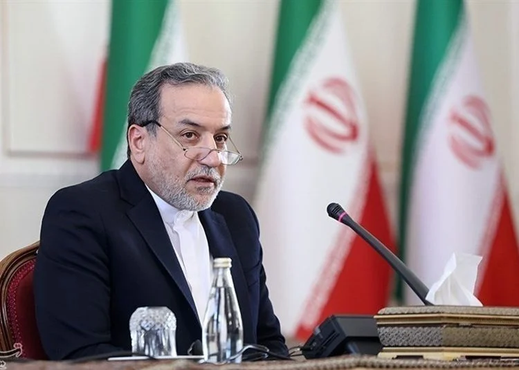 Irã rebate Europa e afirma que mesa de negociação foi destruída por EUA e Israel.