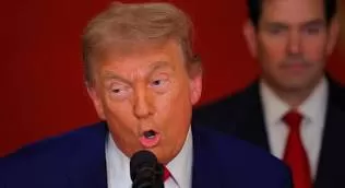 Israel diz que suspendeu ataques ao Irã após ligação de Trump com Netanyahu.