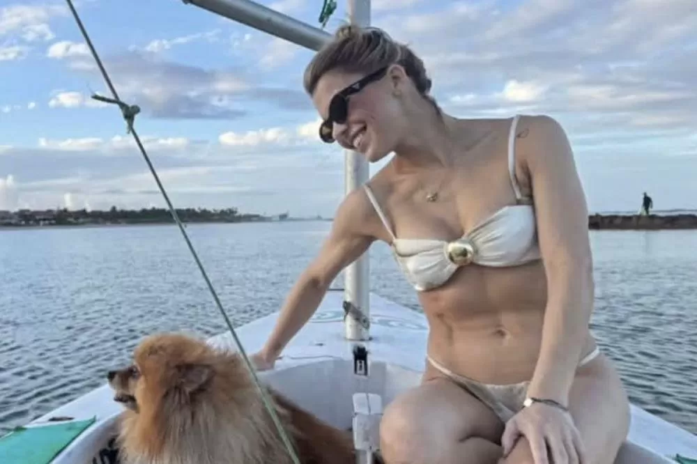 Silêncio e luto: Família acompanha liberação do corpo de advogada no IML.