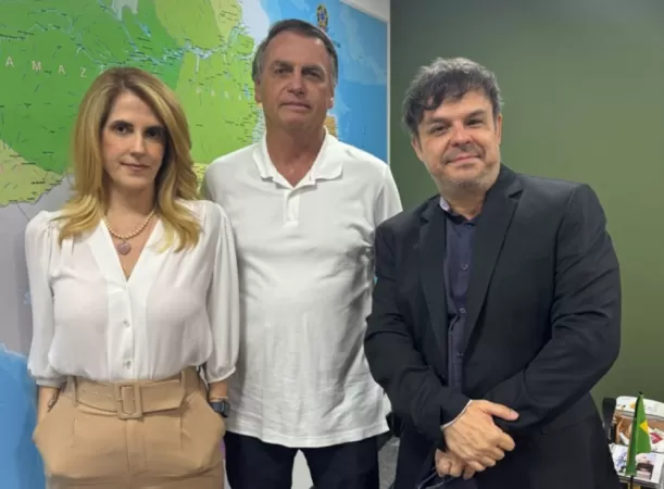 Bolsonaro se encontra com vereador de São Paulo para planejar ato na Avenida Paulista.