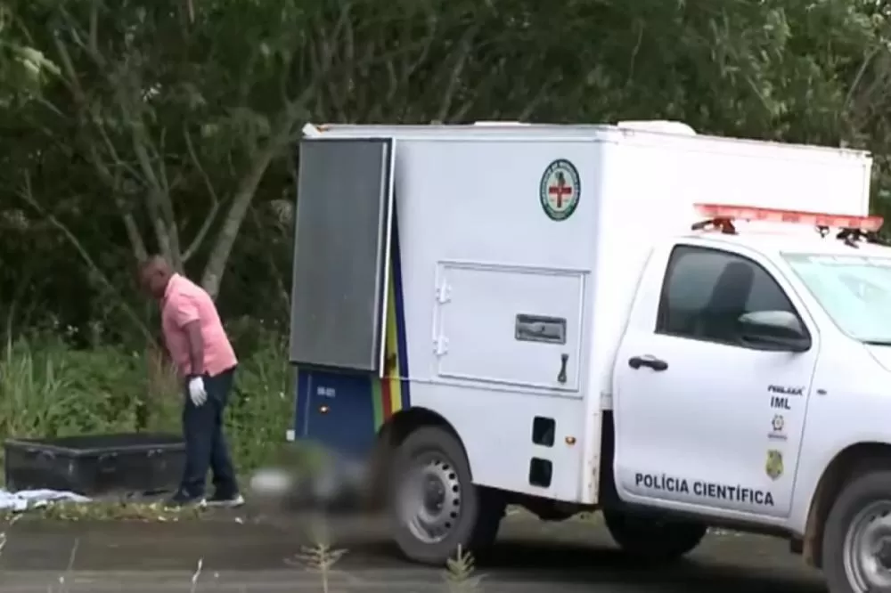 Adolescente e jovem são encontrados mortos em estacionamento da Arena de Pernambuco.