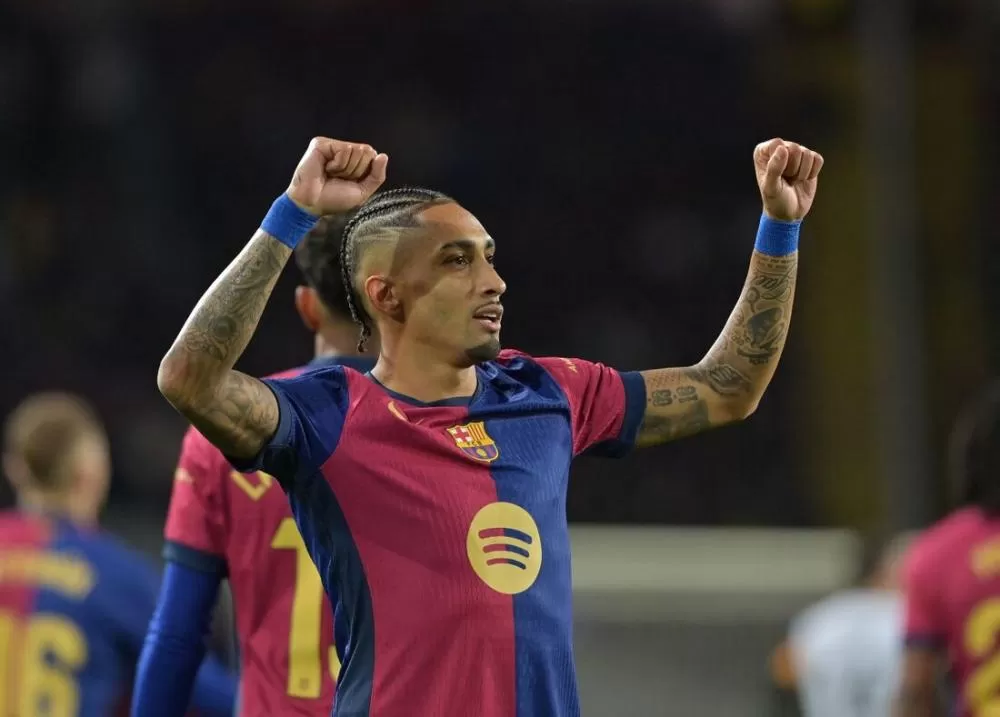 Raphinha defende europeus e detona Mundial: 'Muito ruim abrir mão das férias por algo obrigado'.