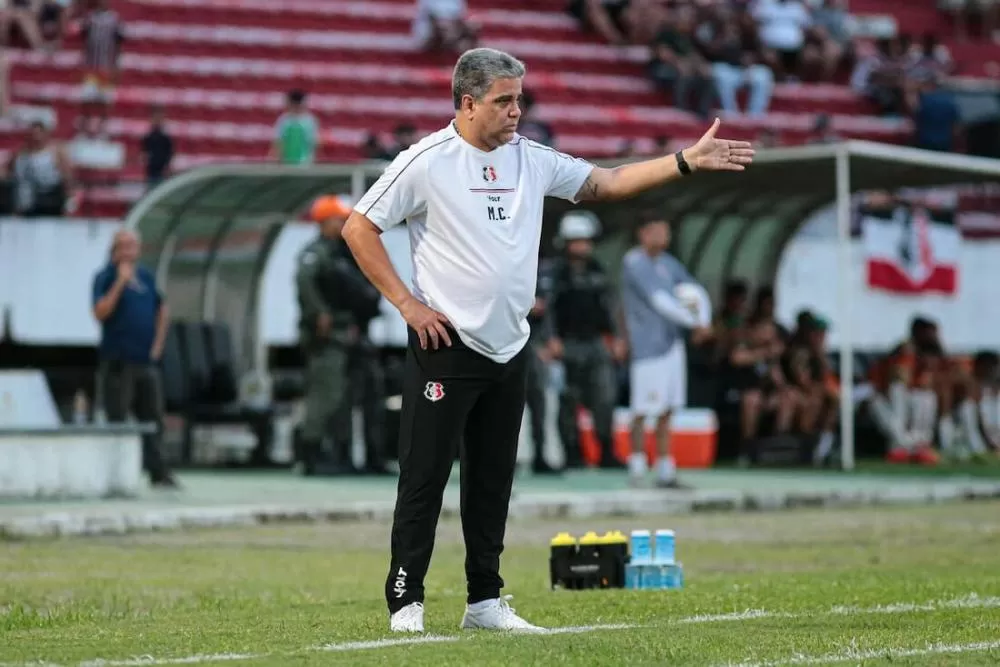 Santa Cruz: técnico analisa primeira derrota em casa e passa confiança para Felipe Alves.