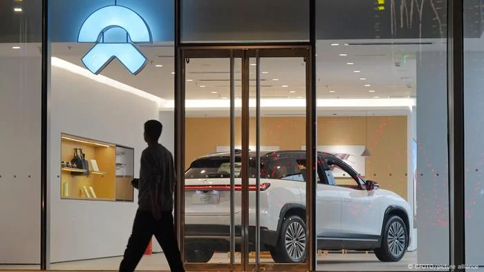 Chineses evitam gastar, desaquecendo economia local