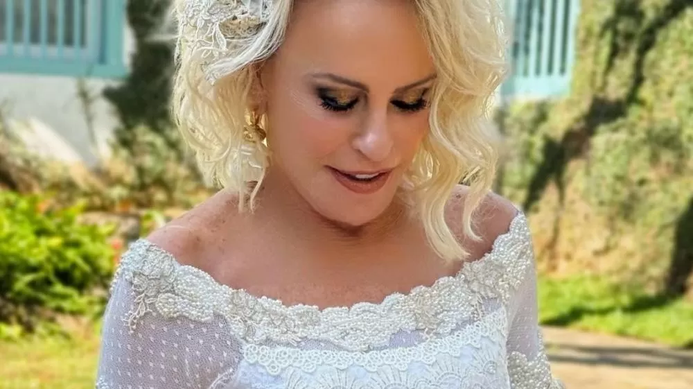 Ana Maria Braga lamenta a perda de seu companheiro.